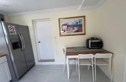 Westgate Apartment | Full Kitchen Private Apartment Bidet in Bt