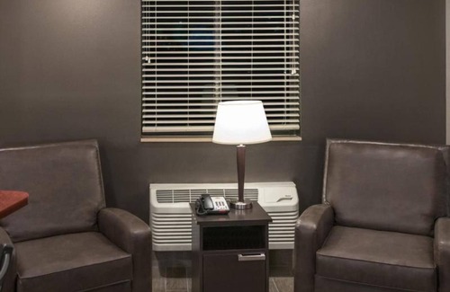Hurricane Hotel | Full-Kitchen Room Perfect for Zion Park Adventurers!