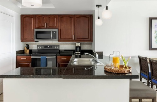 Estate Bakkero House | FULL RESORT ACCESS! Marriott Two Bedroom Suites with full kitchen