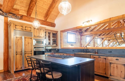 Carbondale House | Full Throttle Carbondale Ranch Deluxe Barn Apartment