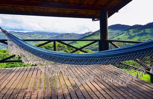 Goncalves Ski Chalet | Full view of Mantiqueira (chalet 5)