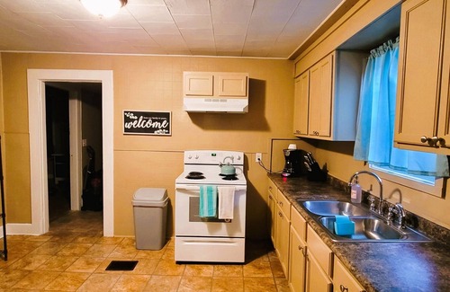 Jonesboro House | Fully Equipped 3BR Home in Jonesboro AR