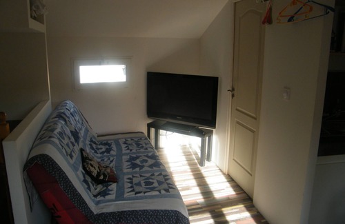 Malijai Apartment | Fully equipped air-conditioned studio
