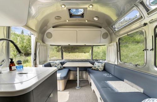 Chelan House | Fully-Equipped Airstream Rental for Glamping in Chelan, Washington