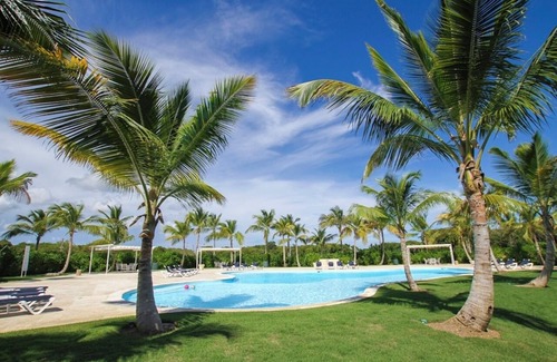 Punta Cana Apartment | Fully equipped apartment overlooking golf course at luxury beach resort