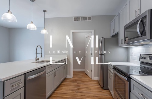 Willoughby Apartment | Fully equipped Corporate Apartment with two bedrooms, WiFi, and AC in Willoughby
