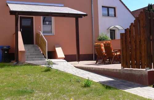 Bergen auf Ruegen House | Fully equipped cozy city center vacation home Monima