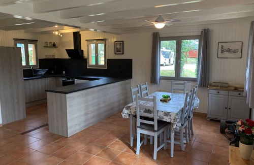 Lachapelle-Auzac Ski Chalet | Fully-equipped, renovated chalet near Souillac in the Dordogne
