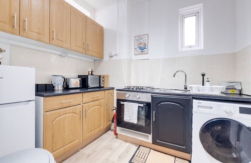 Harborne Apartment | Fully equipped modern 2 bed apartment in Harborne