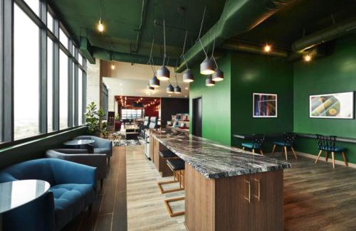 Five Points South Apartment | Fully Equipped Steps from Dwntwn Ultra Cozy