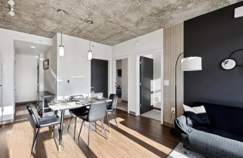 Five Points South Apartment | Fully Equipped Steps from Dwntwn Ultra Cozy