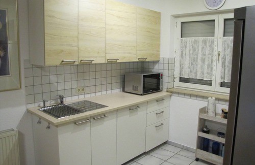 Bad Vilbel Apartment | Fully equipped vacation apartment near Frankfurt with private entrance/parking