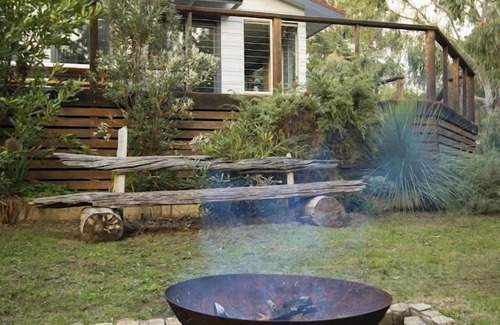 Lunawanna House | Fully Fenced Home on Bruny Island, Wrap Around Decks, 20m to Water on 3 Sides