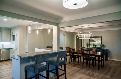 Grosse Pointe Apartment | Fully-furnished rental in Grosse Pointe. Great for weddings and extended stays.