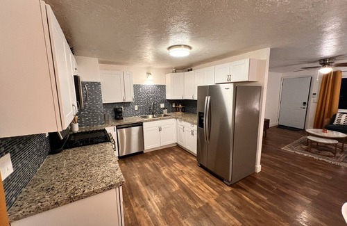 Twentynine Palms House | Fully Furnished Modern Desert Oasis. Pet Friendly!