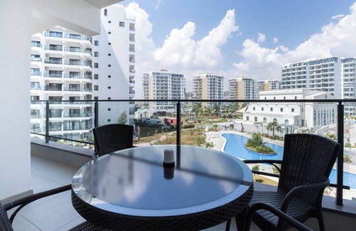Bahceler Apartment | Fully furnished 1+1 apartment in the heart of Long Beach, Caesar Resort