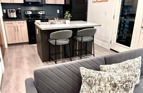 Brownsville Apartment | Fully Furnished 1 Bedroom Apartment at Wildrose Villas