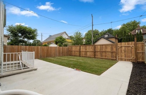 Walkerville House | Fully Furnished 2 bedroom house in Windsor
