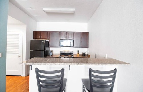 Greeley Apartment | Fully Furnished 2Bdrm Apt Near UNC