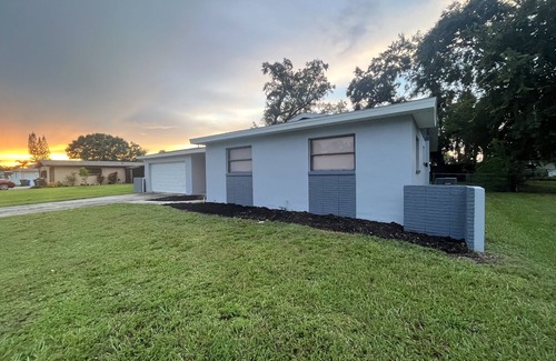 Rockledge House | FULLY FURNISHED 3/2 MID-CENTURY ROCKLEDGE HOME!