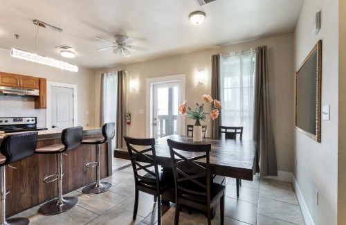 Faubourg Lafayette Apartment | Fully-furnished 4BR Condo Near FQ