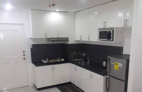Cainta Condo | Fully Furnished 50 sqm, 2 bedroom condo in Cambridge Village, Cainta