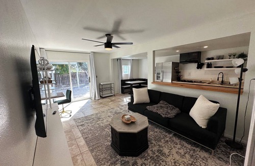 Spring Valley Apartment | Fully Furnished and Cozy 1 bd/1 ba Flat in Serene Neighborhood- 12 mins to DTSDn