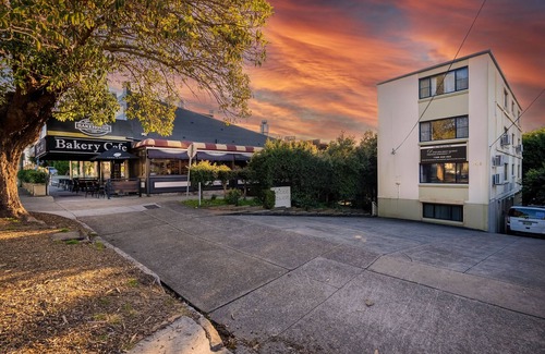 Russell Lea Apartment | Fully Furnished and Equipped Studio in Drummoyne - Monthly Discounted Rate