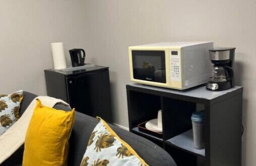 Transcona House | Fully Furnished Basement Suite