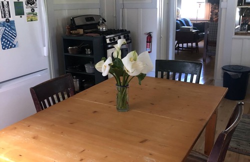 Petaluma House | Fully Furnished Craftsman Bungalow on a Large Private Lot