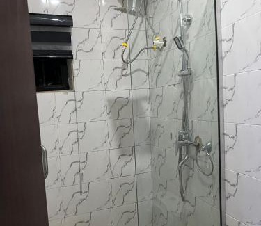 Owerri Apartment | FULLY FURNISHED DAILY FLAT RENTALS AND APARTMENT RENTAL AT IPAM SELF SERVICE 2BEDROOM And 1 BED APARTMENT IN NEW OWERRI IMO STATE, WITH FREE SHUTLE PICK UP WITHIN OWERRI, kitchen and all living amenities included a home away from home, better than a hotel