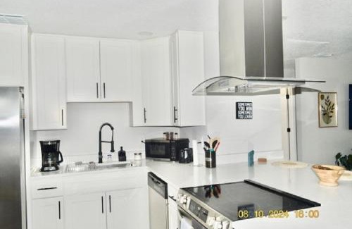 St. Cloud House | Fully Furnished Home in St Cloud