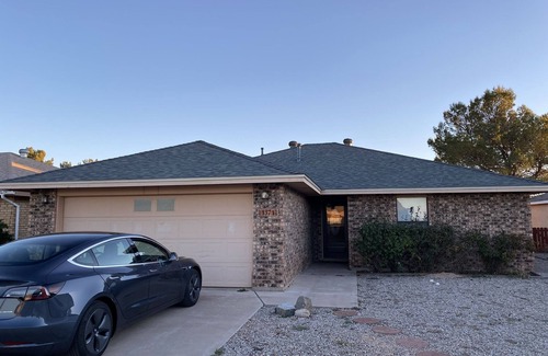 Alamogordo House | Fully furnished house - 15 minutes to White Sands/10 mins to Holloman AFB