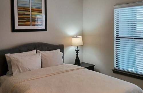 Hurstbourne Apartment | Fully furnished in Louisville! 4th level with elevator!