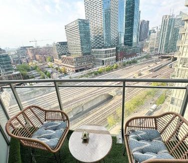 CityPlace Apartment | Fully furnished Lux 1bed condo