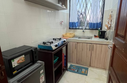 Ras Makamaiwe Bed & Breakfast | Fully furnished onebedroom in Mombasa Bamburi Vescone1 estate