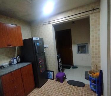 Al Qasimia Apartment | Fully furnished room