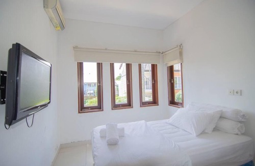 By Pass Ngurah Rai Kuta House | Fully Furnished Two-Storey Modern Minimalist House