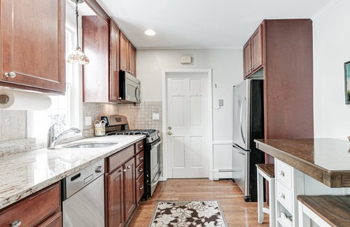 Summit Apartment | FULLY FURNISHED upstairs apt of two family home in residential neighborhood