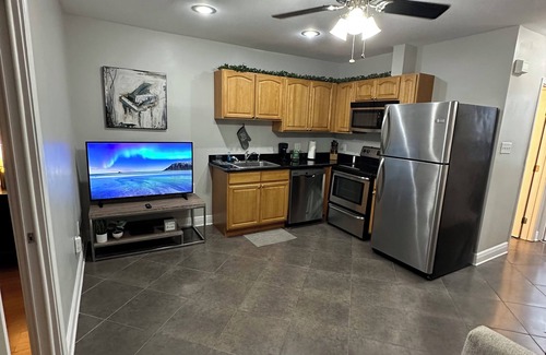 Lower Garden District Apartment | Fully furnished. we provide all utilities wifi and gated parking. pet friendly