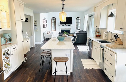 Haisley House | Fully Loaded 5BR House Near Big House and Ann Arbor