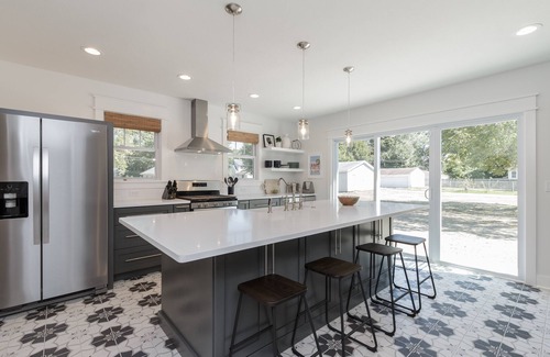 Northeast South Bend House | Fully remodeled 5 star 4 bedroom cottage. Short walk to Notre Dame & Eddy Street