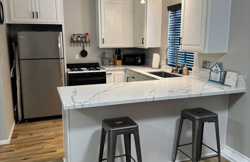 Carlsbad House | FULLY REMODELED adorable studio is 1.5 blocks to Carlsbad's beautiful beach.