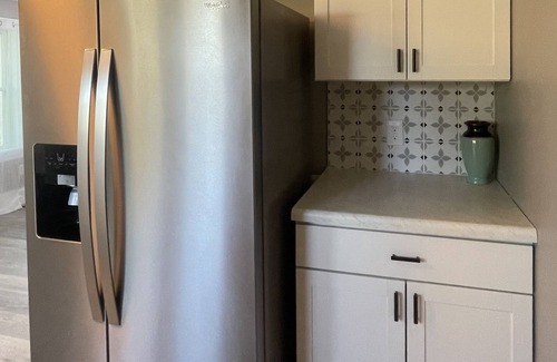 Bristol House | Fully remodeled cottage within 15 minutes of everything!