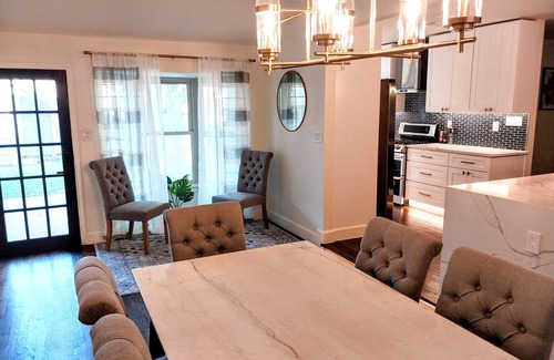 Lake Highlands House | Fully Remodeled Luxury L Streets Home: 4BR/3BA, Quartz Finishes, Firepit