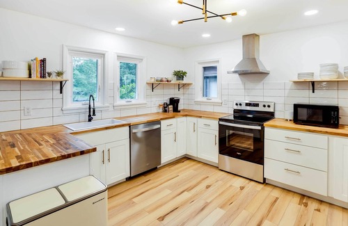 Saugerties House | Fully Remodeled Saugerties Retreat on 7 Acres!