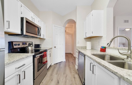 Windsor Hills Condo | Fully Remodeled~Windsor Hills~2.5 Miles from Disney World Main Entrance