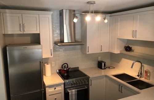 Saskatoon Apartment | Fully Renovated 2 Bed, 1 Bath Apartment near 8th Street