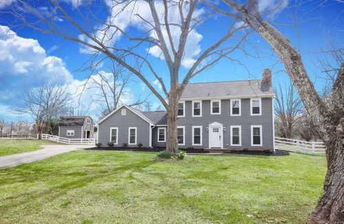 Harrisburg House | Fully Renovated - 30 Night Min - 3/2.5 - Dogs OK - Smart Home