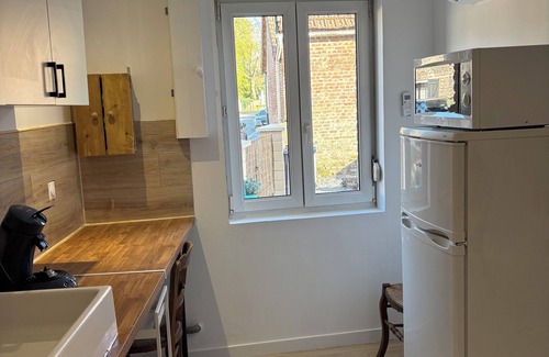 Recourt House | Fully renovated, air-conditioned farmhouse with jacuzzi